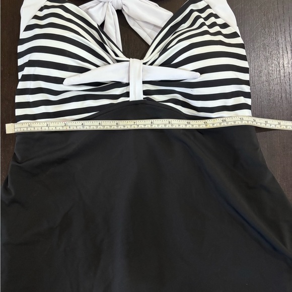 NWT Cocoship Black & White Striped Retro 60’s Swimdress Swimsuit Size 16 - Picture 11 of 12